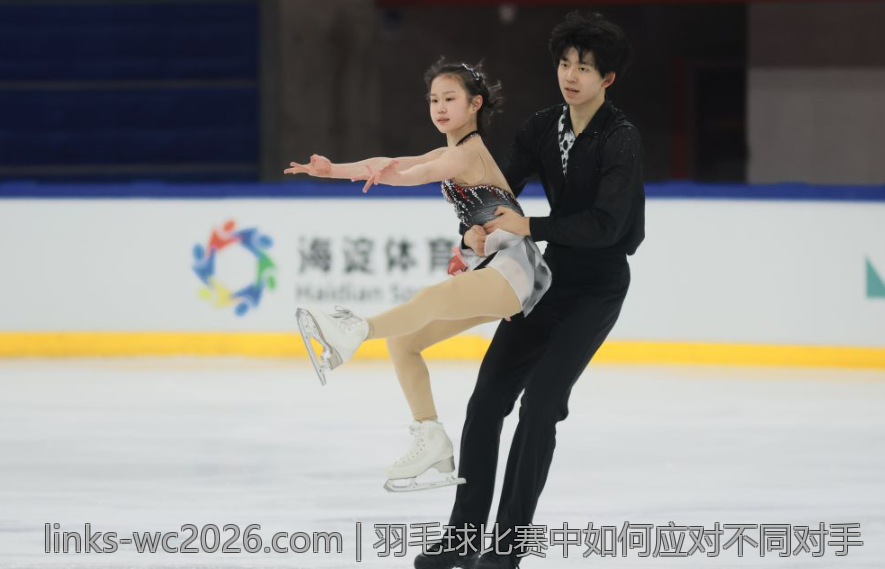 羽毛球比赛中如何应对不同对手